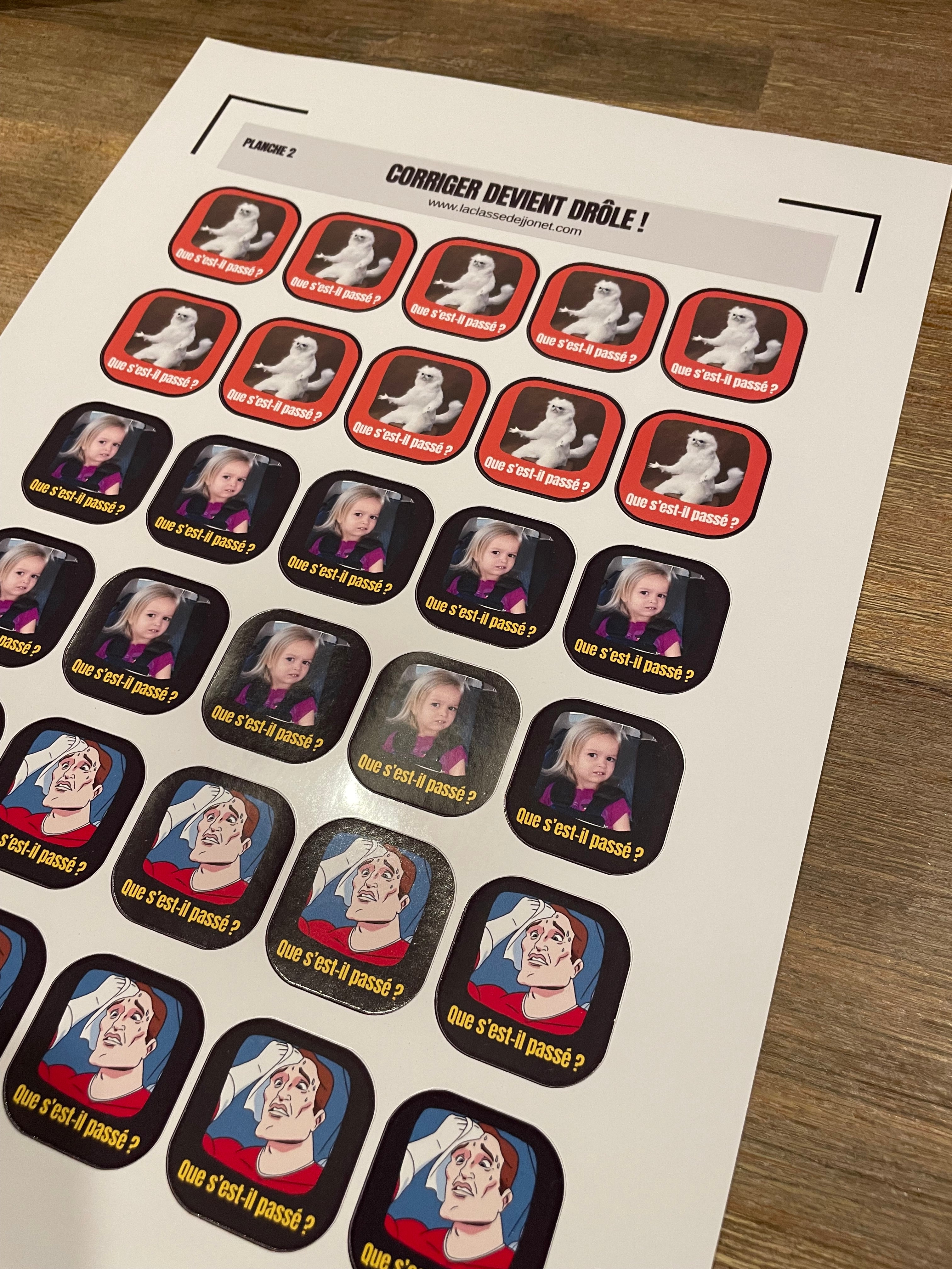 Stickers "corriger devient drôle" - Planche 2 : Que s'est-il passé ?