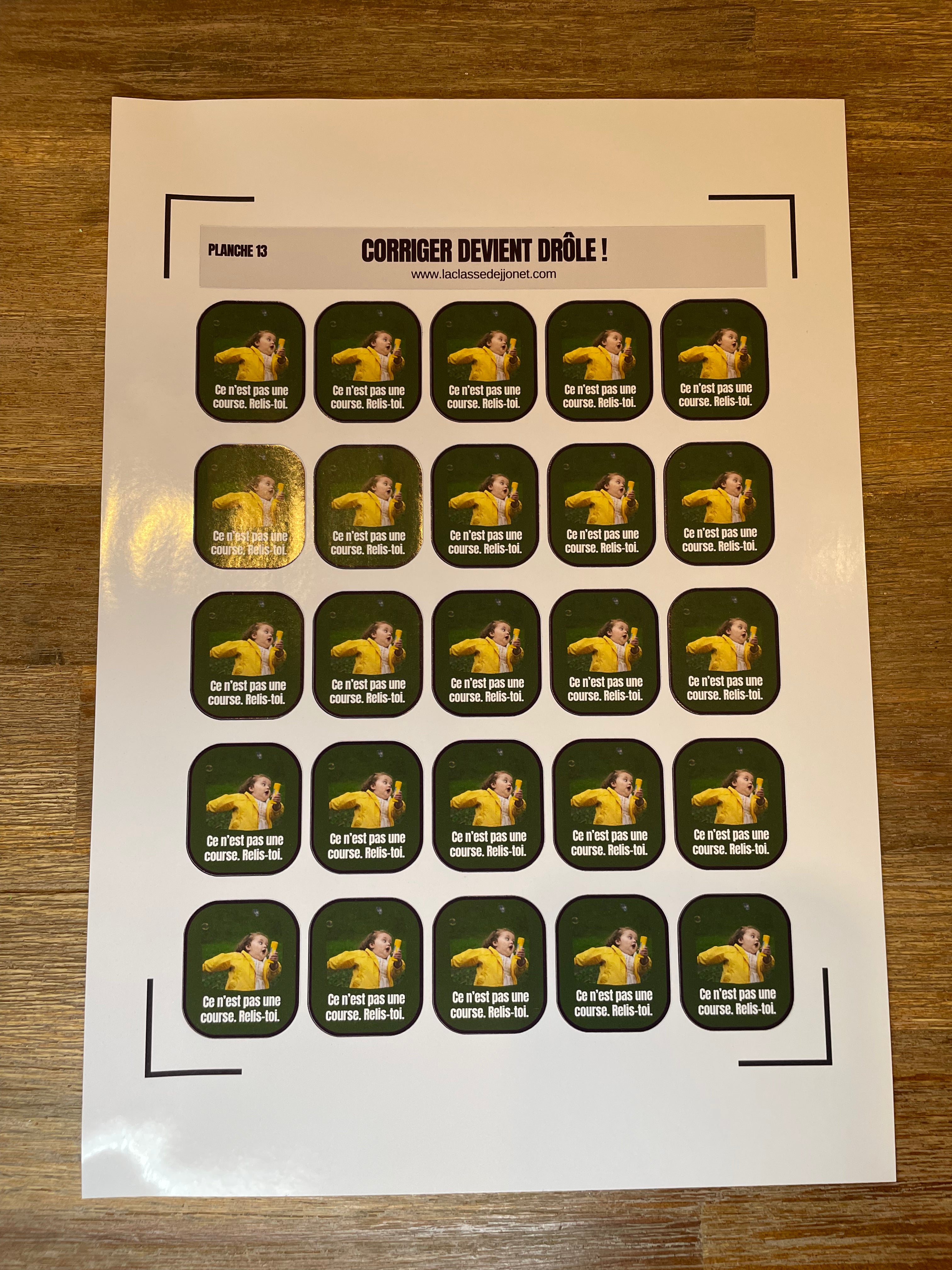 Stickers "corriger devient drôle" - Planche 13 - ce n'est pas une course