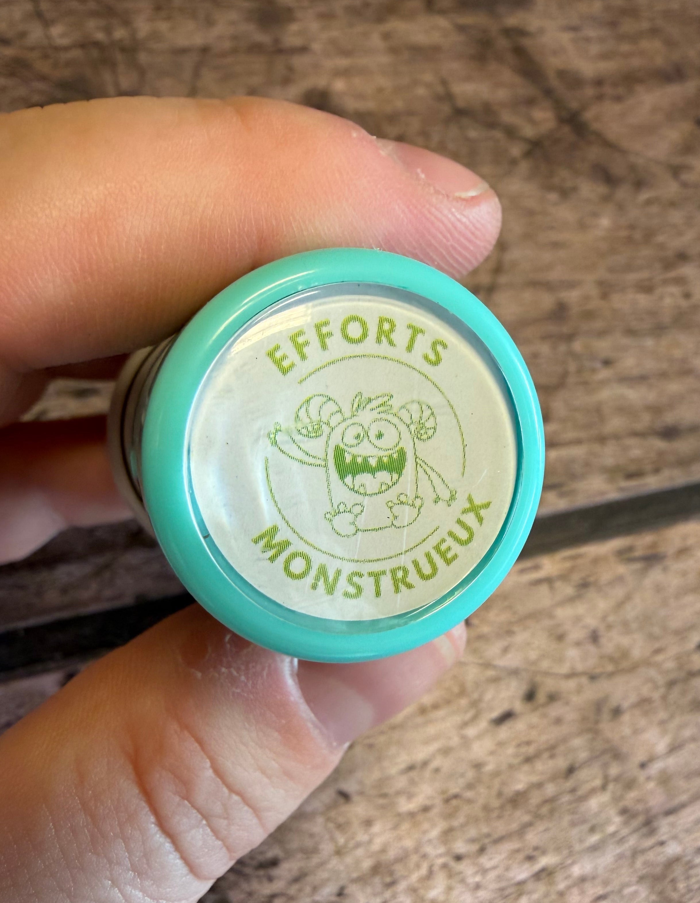 Tampon auto-encreur 90 - Efforts monstrueux