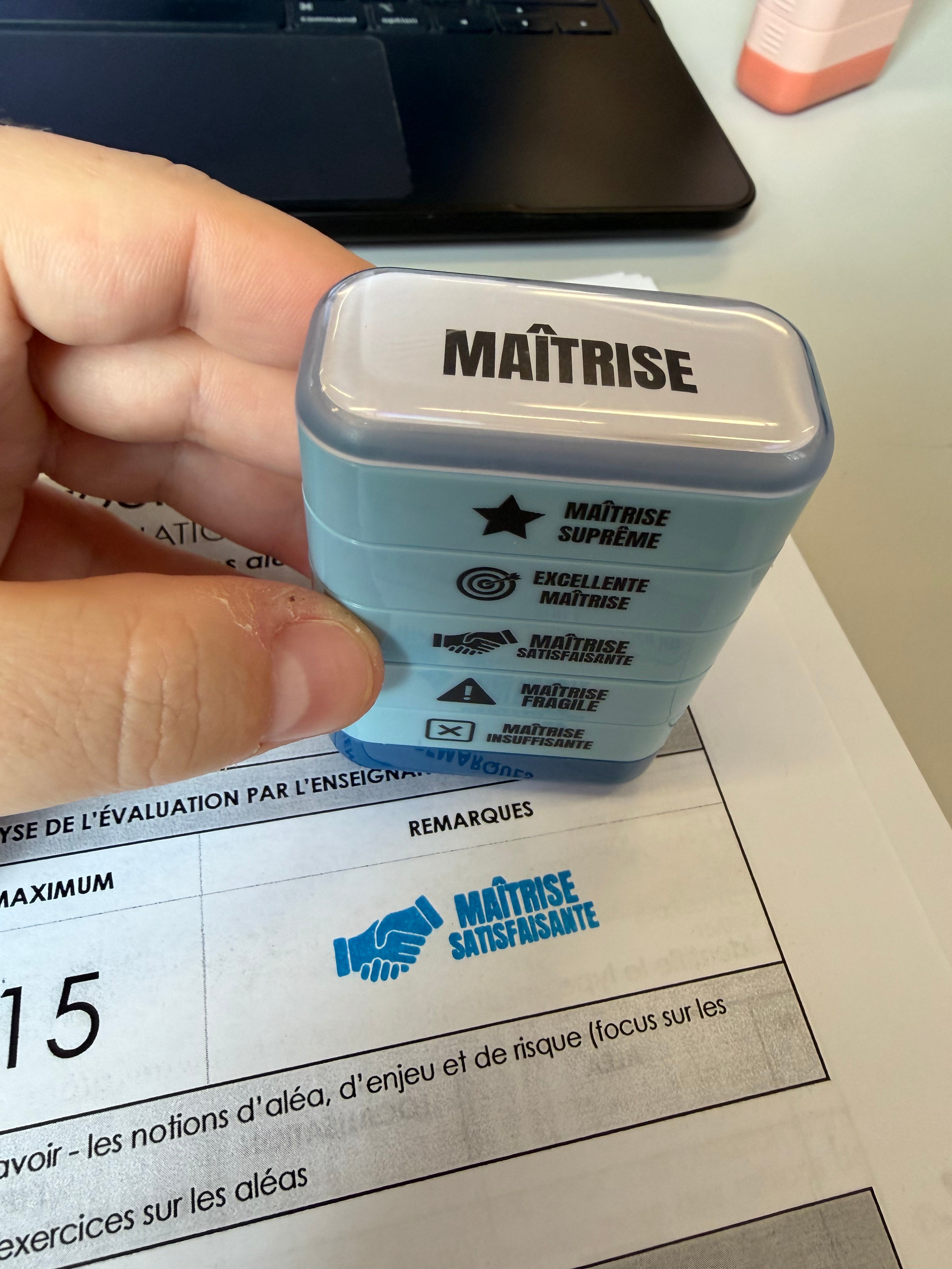 Tampon auto-encreur 5 en 1 - "Maîtrise