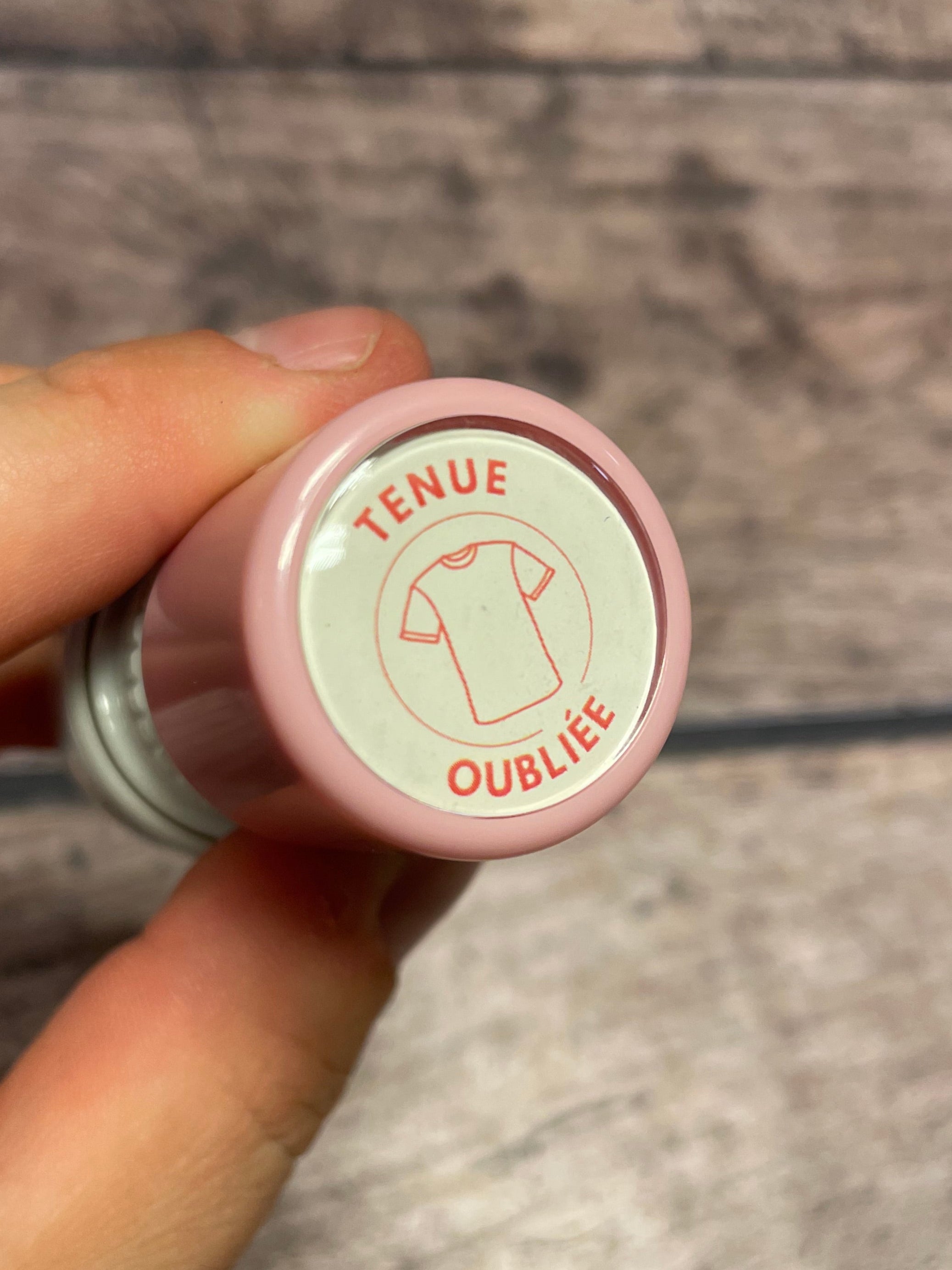 Tampon auto-encreur 63 - Tenue oubliée